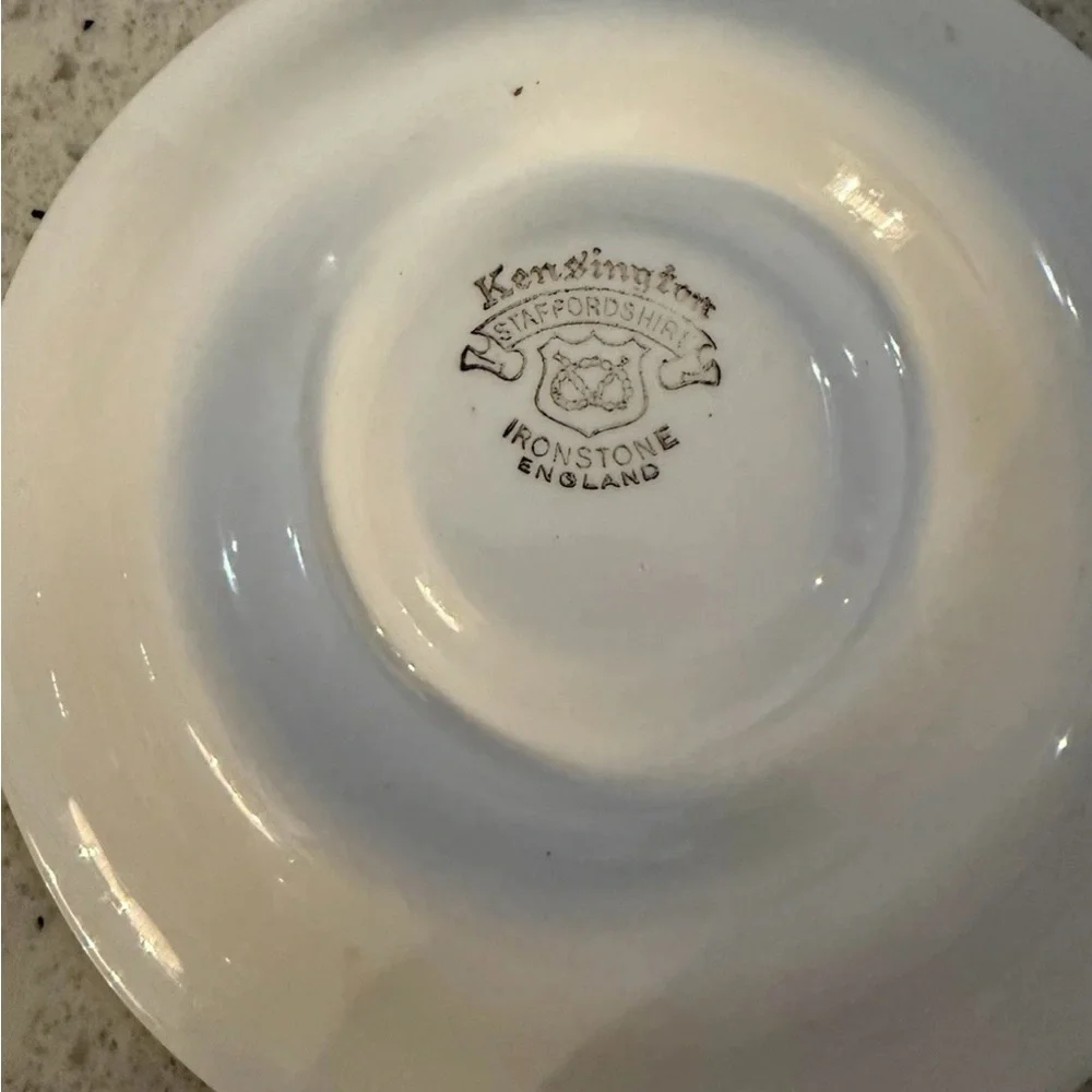 Vintage Kensington Staffordshire Ironstone Egg Plates Set of 5 Floral England